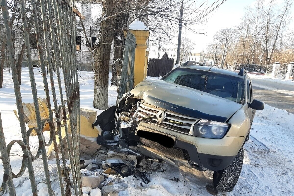 Что делать, если вы попали в ДТП один? ДТП С ОДНИМ УЧАСТНИКОМ. | AUTOBURG -  портал про людей, города и автомобили | Дзен