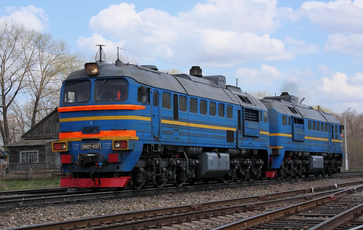 2м62у 0042. Тепловоз 2м62. Локомотив 2м62. M62 тепловоз. 2м62