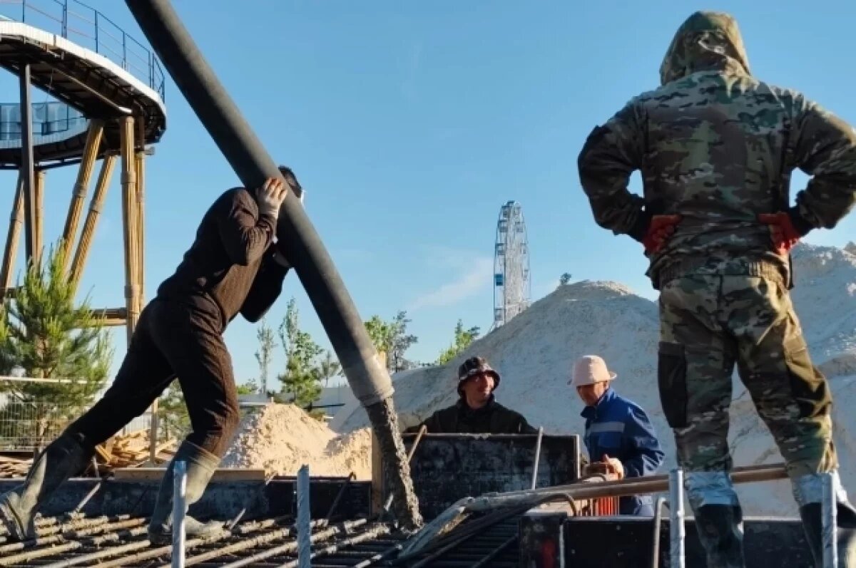    Новый экстрим-аттракцион «Мельница» начали возводить в Волгограде