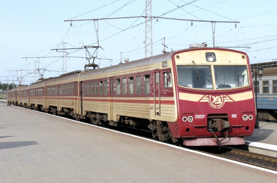 Д1 т1. Эпл2т электропоезд. Электричка эпл2т. Пассажирский электровоз