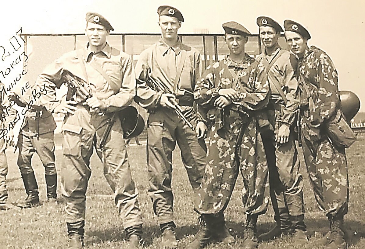    1987 год. На показе министру внутренних дел Александру Власову