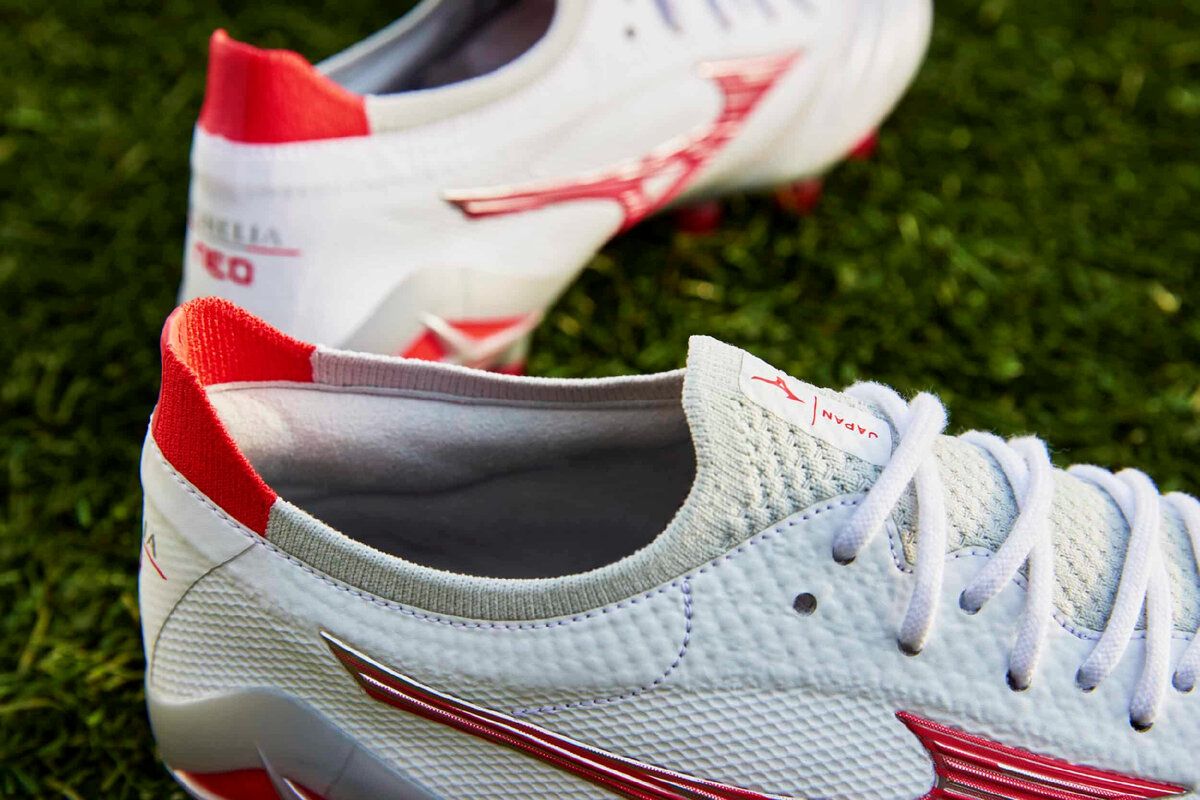 Mizuno Morelia Neo 4 Beta Japan