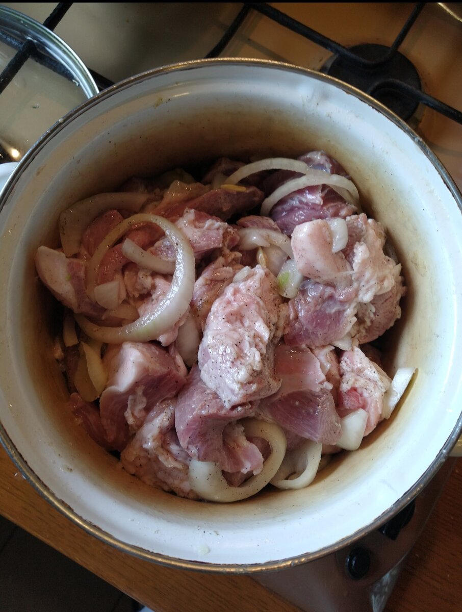 Вкусненькое маринуется. Фото автора.