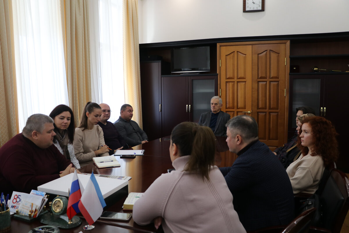 Рабочая встреча в администрации Феодосии с представителями ООО "Сауф-Групп". Ноябрь, 2023