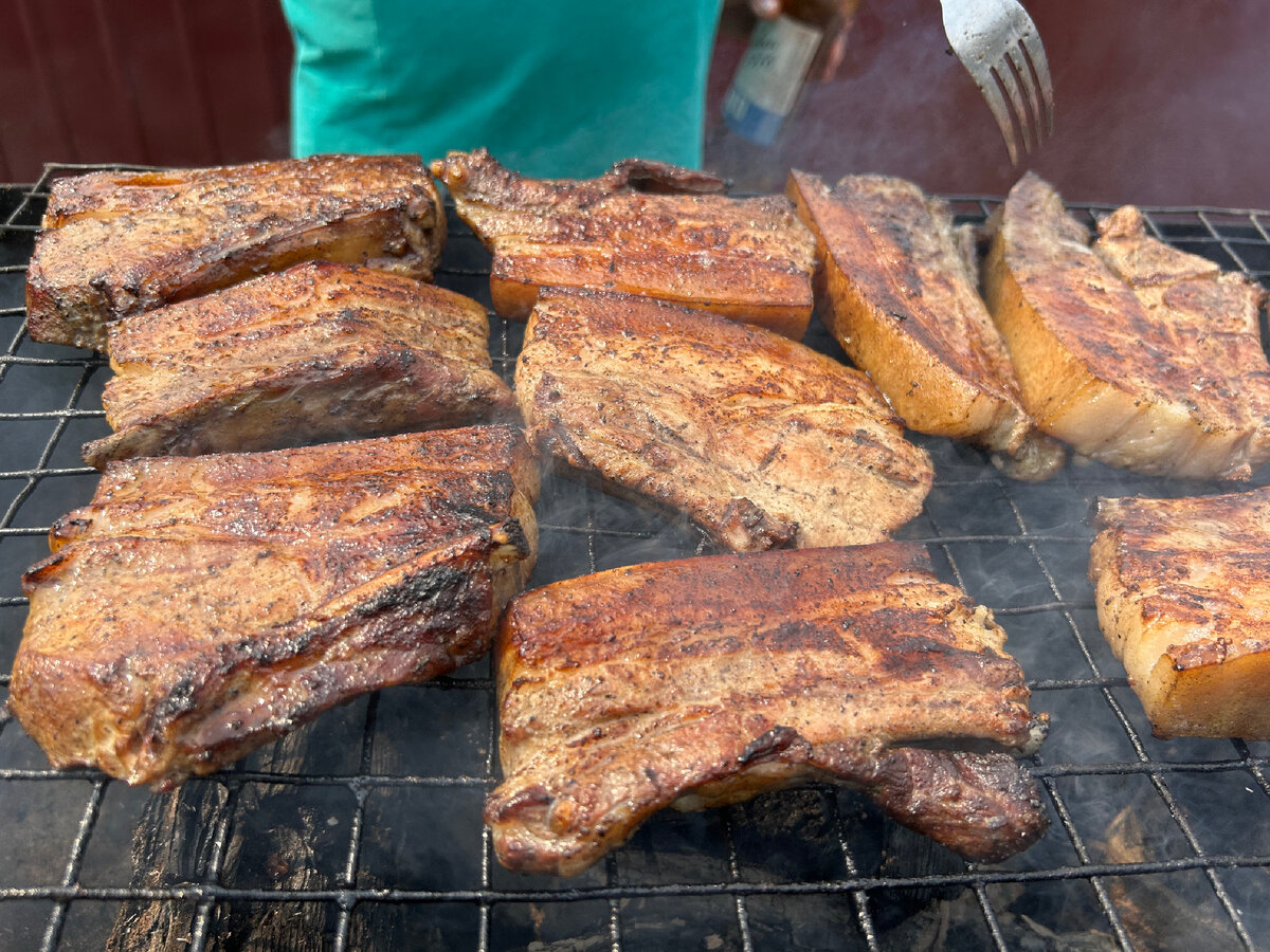Расскажу как готовлю, нежнейший шашлык моей семьи: самый ходовой и любимый способ сочного и вкусного
