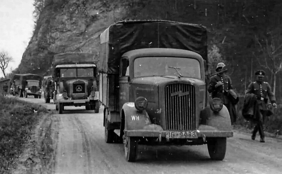 Людей сажали в кузов подобной спецмашины и везли на расстрел. Фото: https://www.worldwarphotos.info/