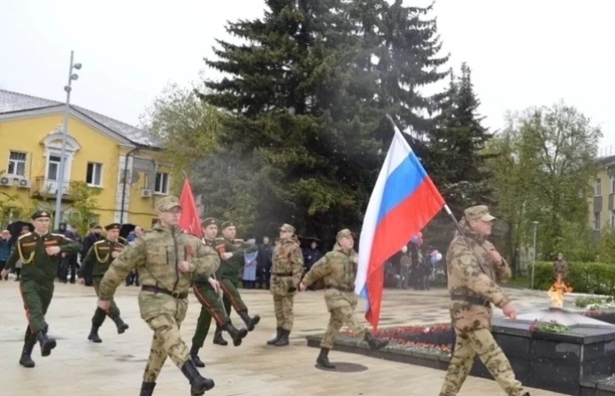    В Нижнем Новгороде развернули Знамя Победы