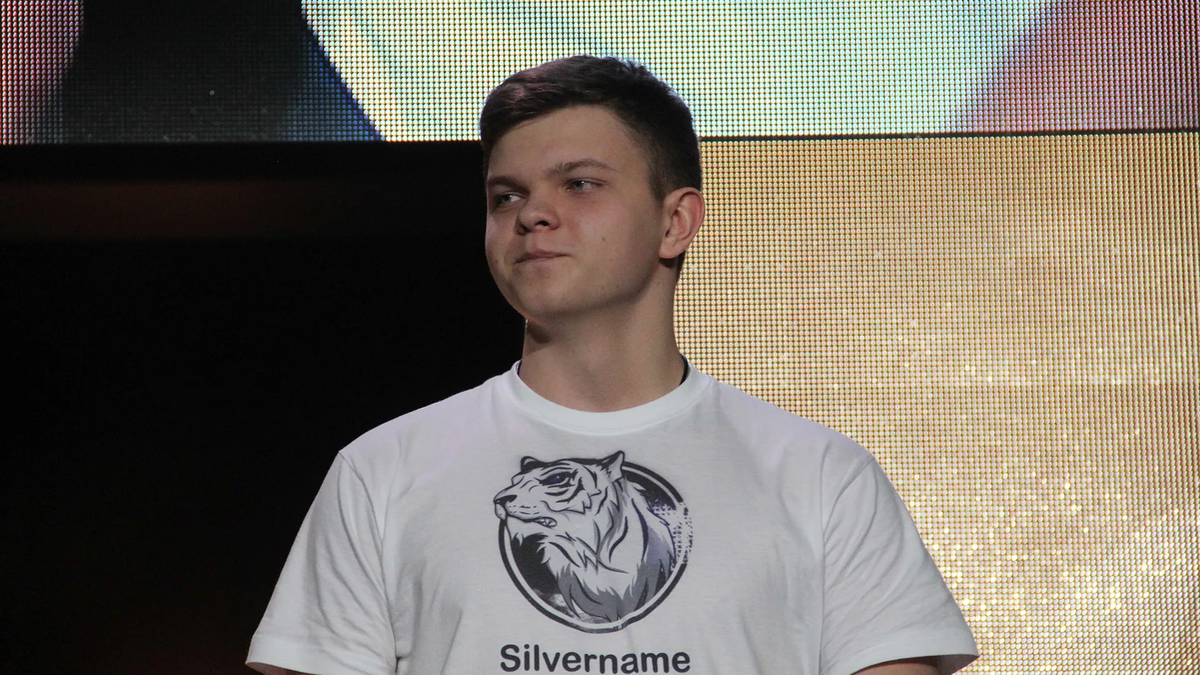     SilverName начал играть в Hearthstone в 2014 году