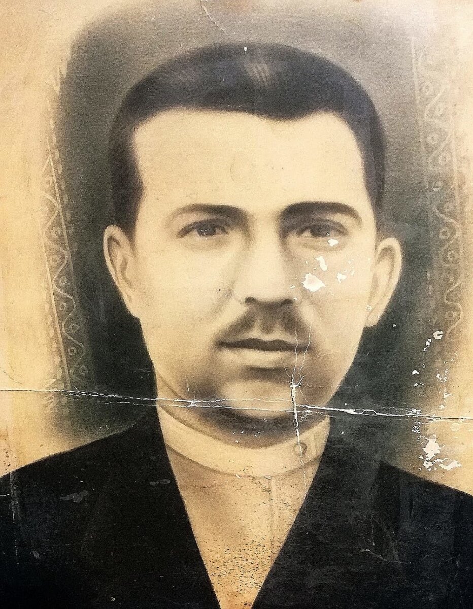 Дунаевский Матвей Корнеевич. Пропал без вести. Осталась жена и около 6 детей среди них мой дедушка. 