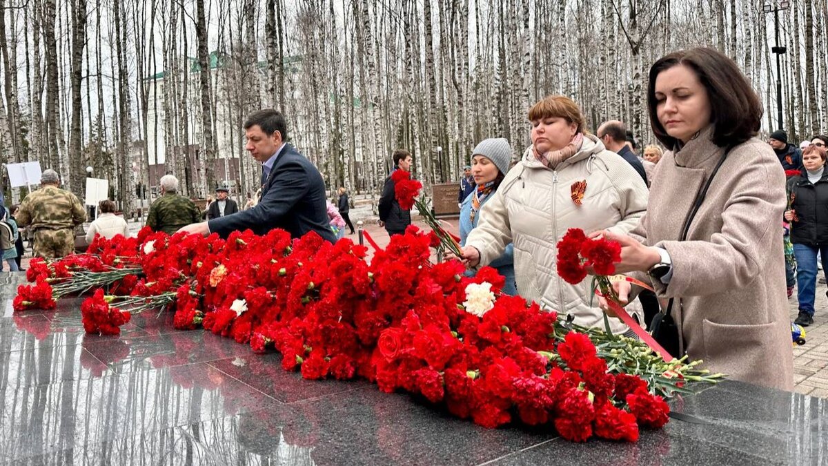    В Ханты-Мансийске почтили память павших воинов