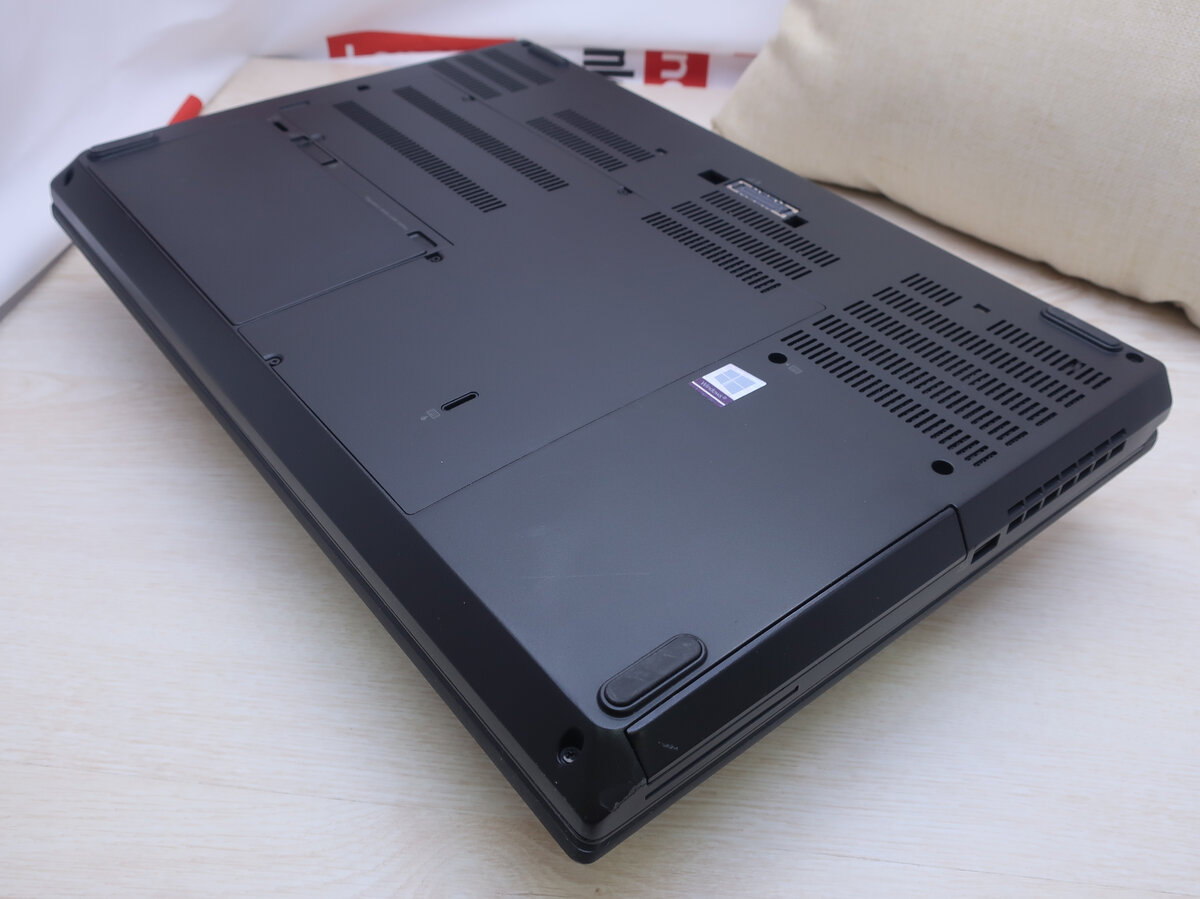 Внешний вид Lenovo ThinkPad P70