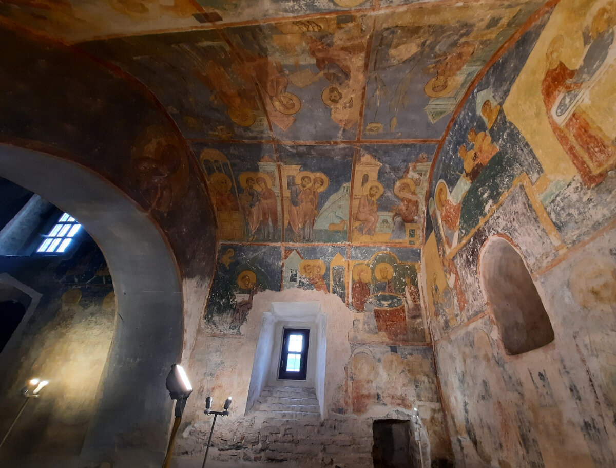 Мирожский монастырь