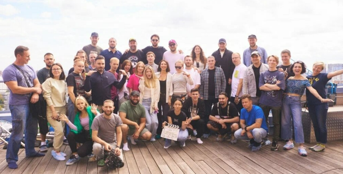 Кадр из сериала "Универ. 13 лет спустя"