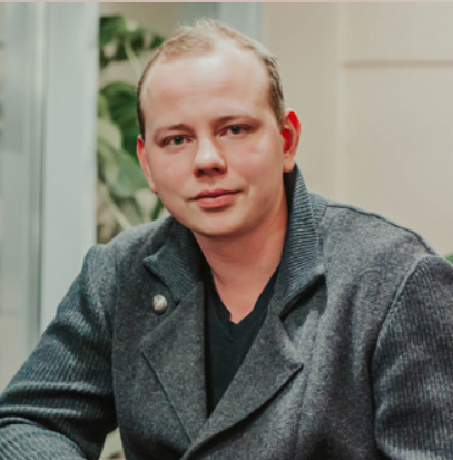 Виталий Манюков