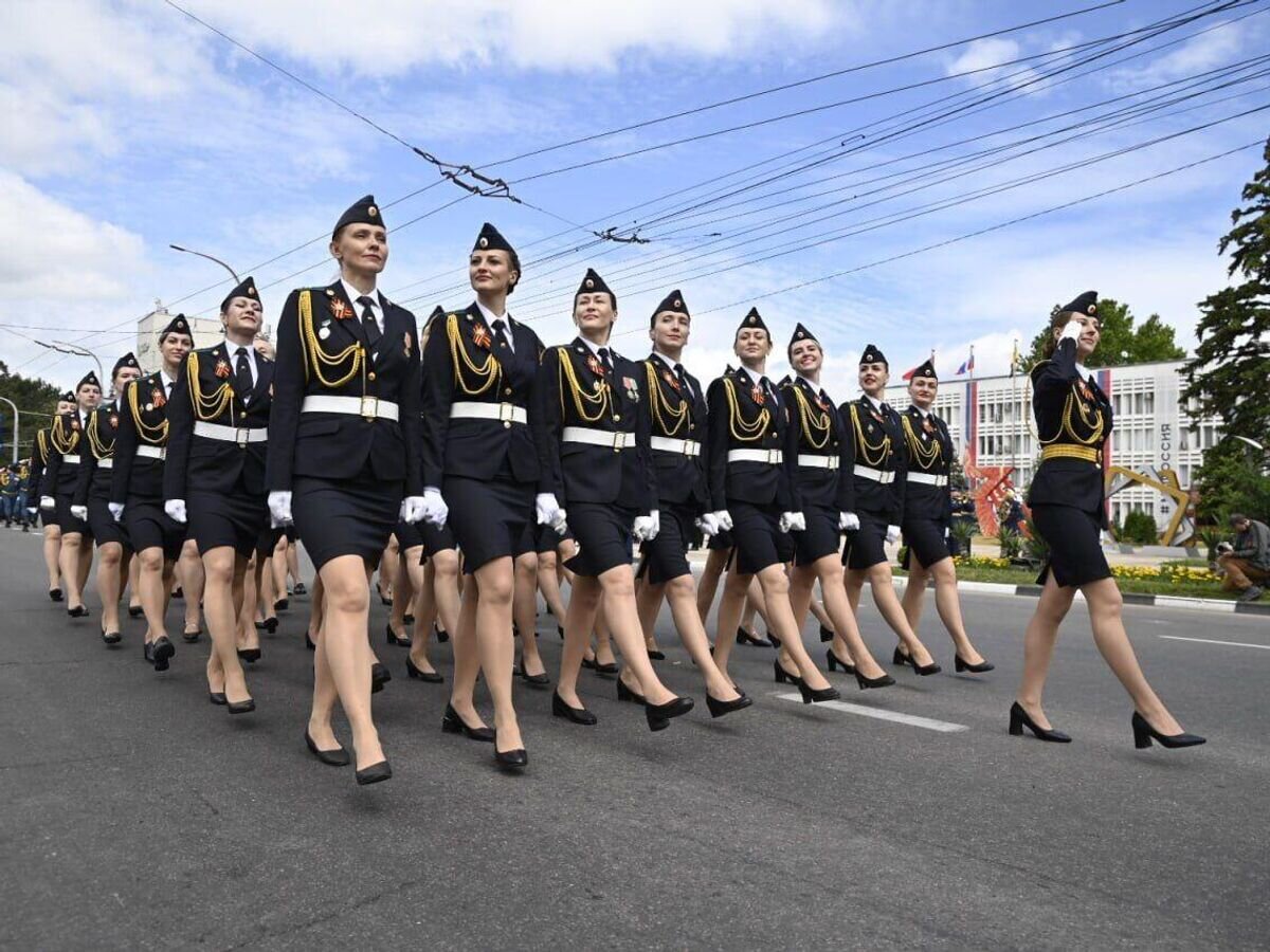    Военный парад в честь 79-й годовщины Победы в Великой Отечественной войне в Новороссийске© Фото : пресс-служба администрации Краснодарского края