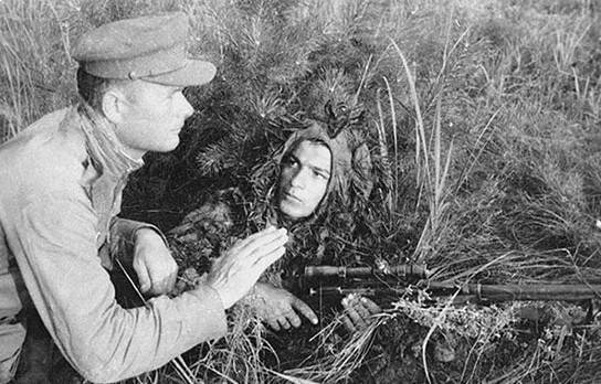 Василий с одним из учеников