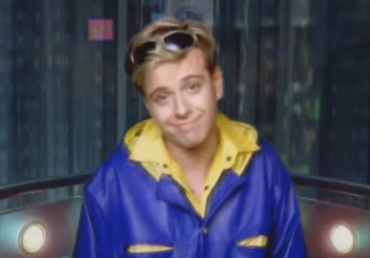 Кадр из клипа на песню "Зима-холода". Скриншот: YouTube