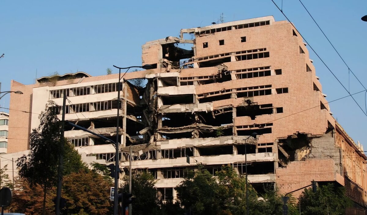 Белград после бомбардировки авиацией НАТО