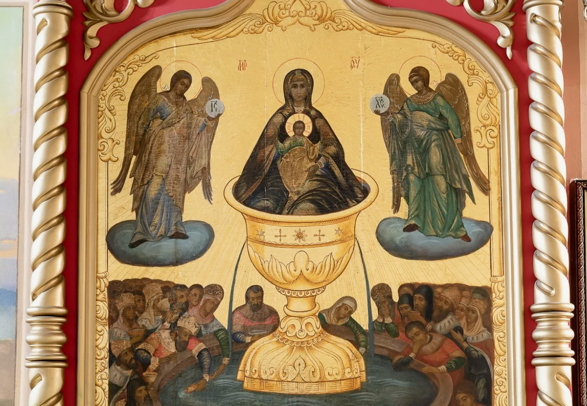 Сегодня Православная Церковь отмечает праздник иконы Божьей Матери "Живоносный источник".-2