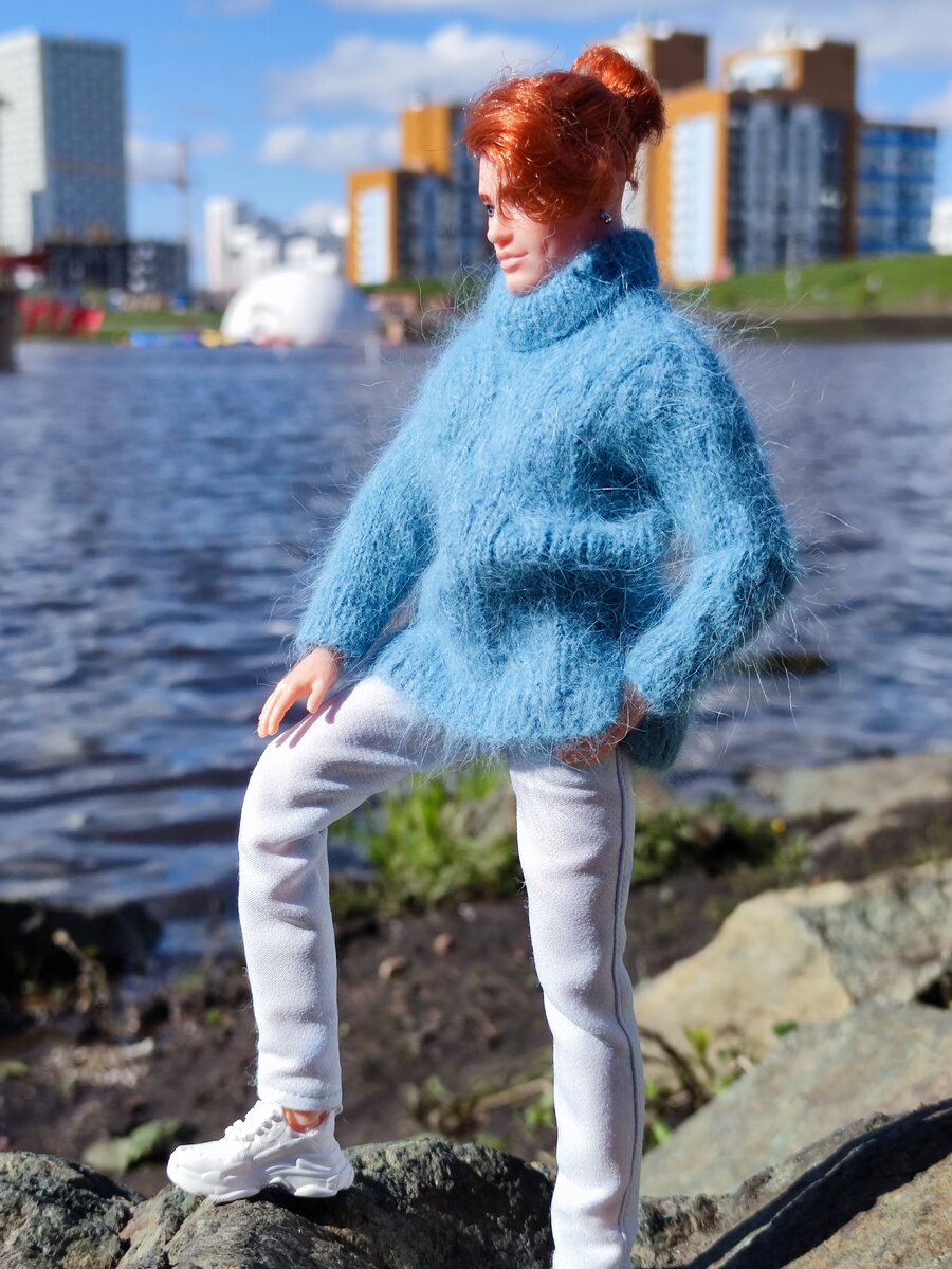 Barbie BMR1959 рыжий Тейт на фоне пруда