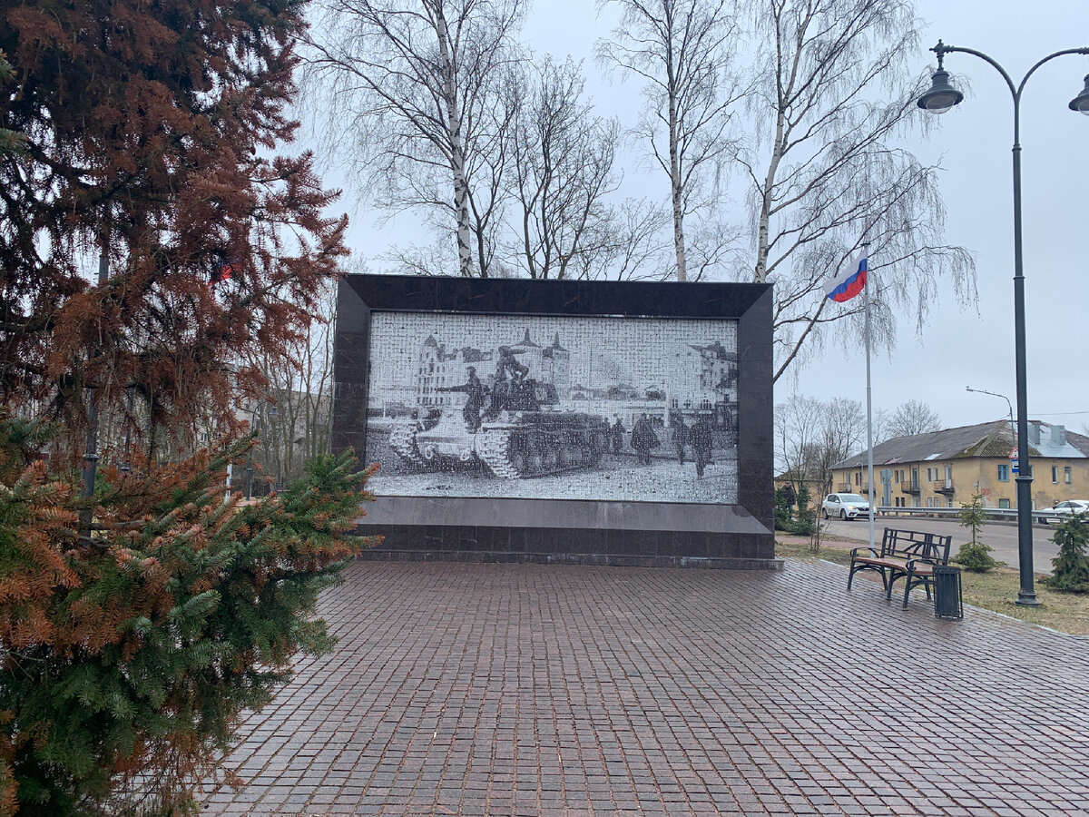 Фотопанно в сквере Победы