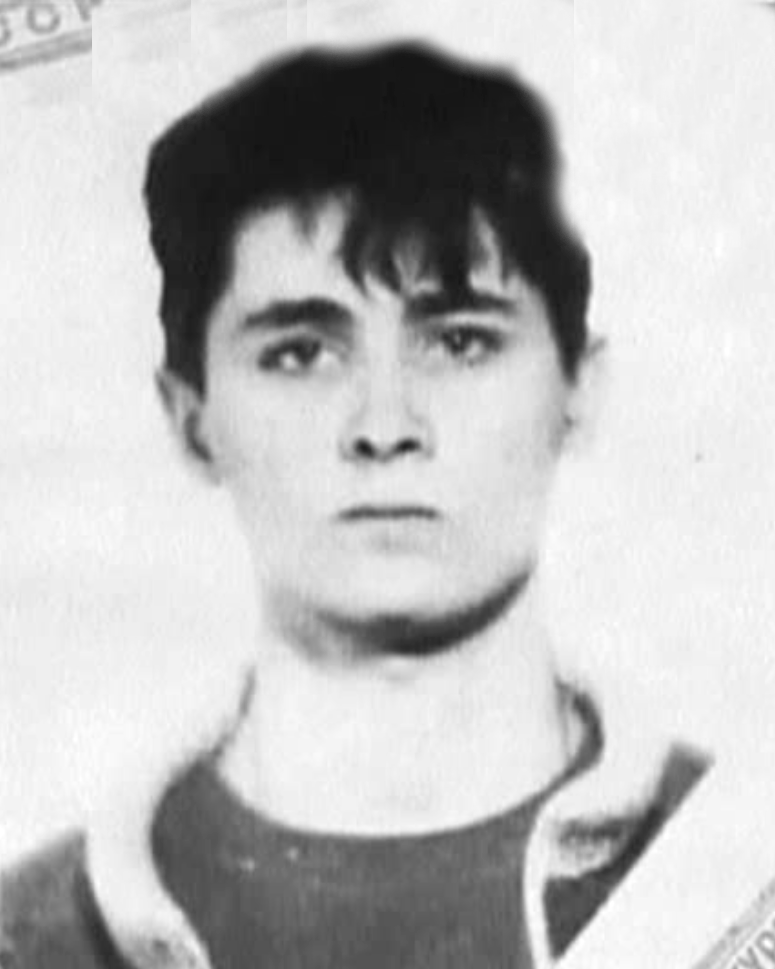 Был во время Перестройки такой период, когда стране для стабилизации экономики приходилось занимать деньги у других государств.-2-2