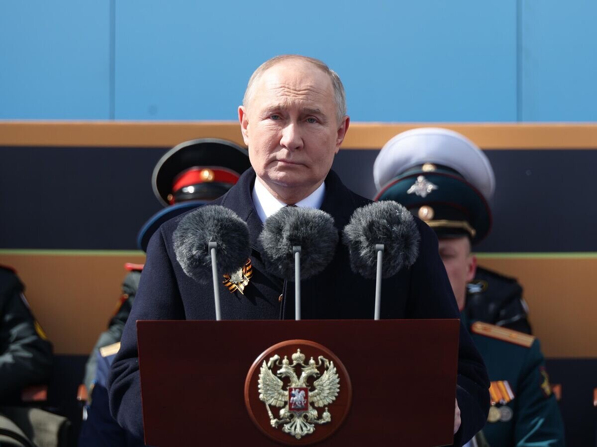    Президент РФ Владимир Путин выступает на параде в Москве, посвященном 79-й годовщине Победы в Великой Отечественной войне© РИА Новости / Михаил Климентьев