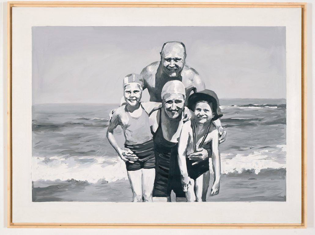 Первоначальное название Familie Eufinger (Семья Эйфингеров), позже художник сменил на Familie am Meer (Семья у моря). Источник: stiftungkunst.de