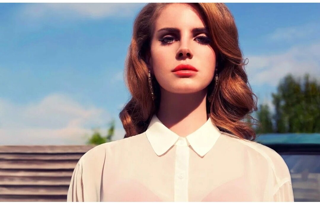 Для меня она навсегда останется такой. Обложка альбома Born to die