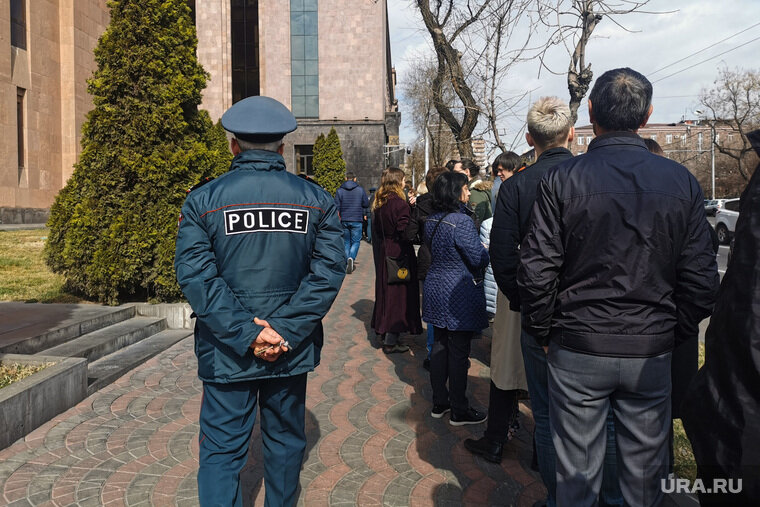 На митинг пришло много людей (архивное фото) Фото: Виталий Страхов © URA.RU