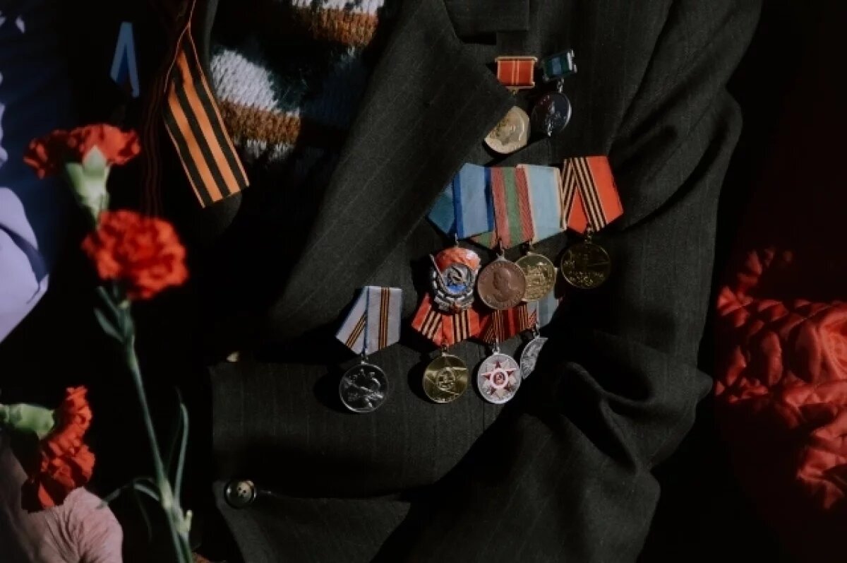    Мэр Томска пообещал разобраться с отказом дать воды ветерану на параде