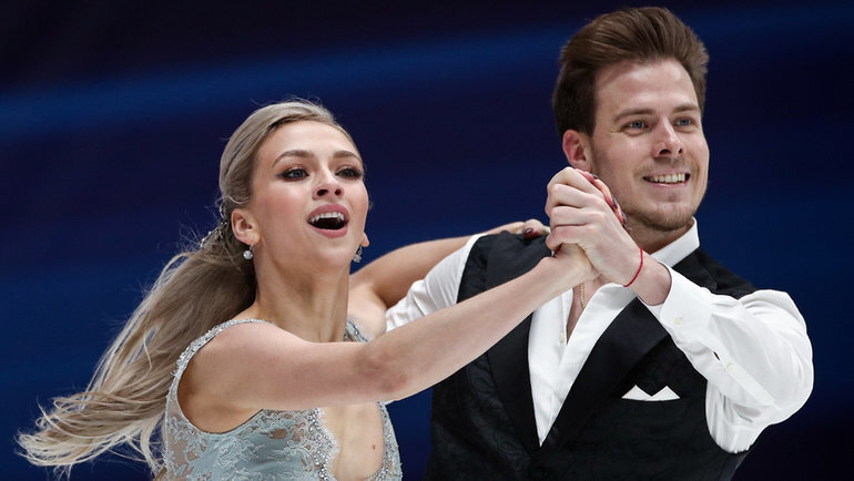    Виктория Синицина и Никита Кацалапов.Дарья Исаева