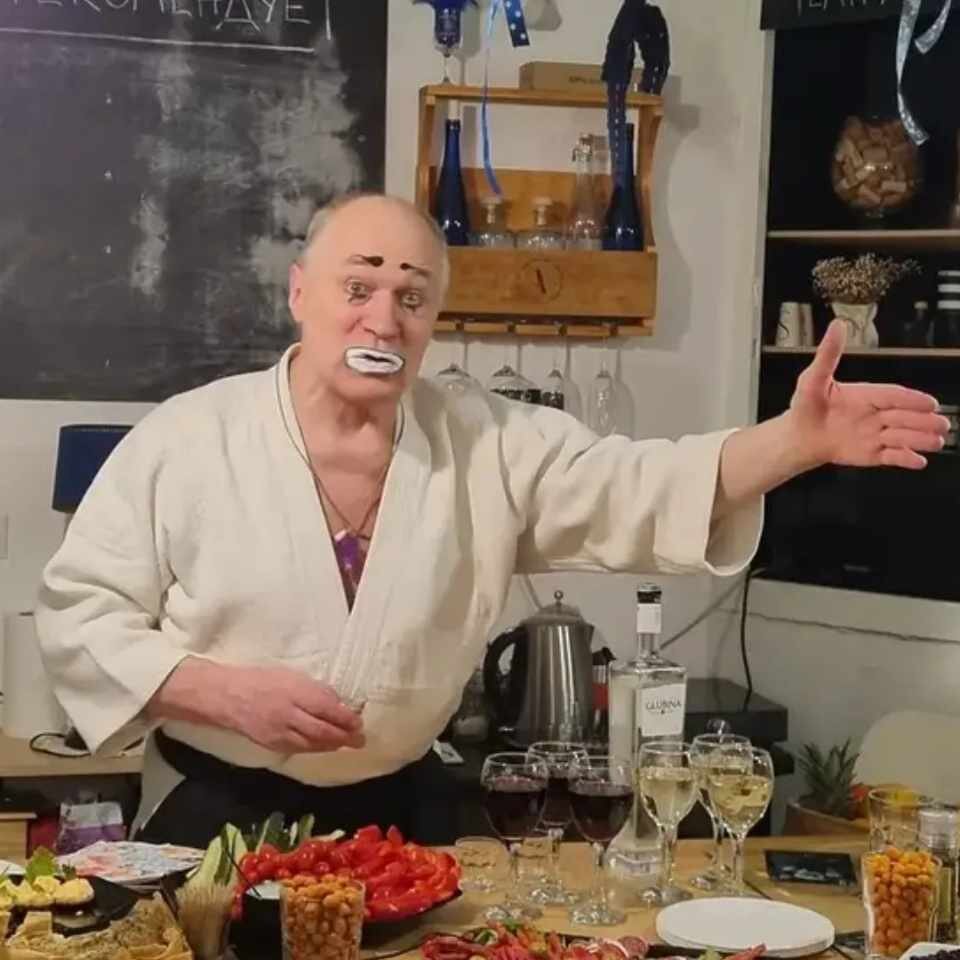 В домашней обстановке. Фото из личного архива Виктора Бусыгина