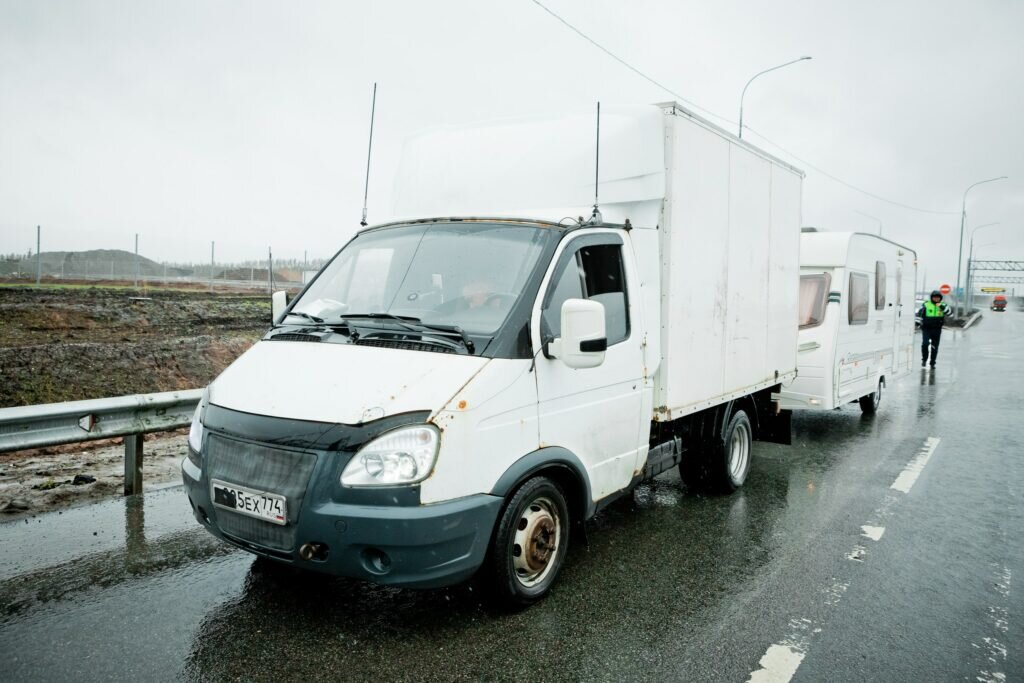 Рейд по отлову машин с нечитаными номерами на трассе М-12, фото "Автодор"
