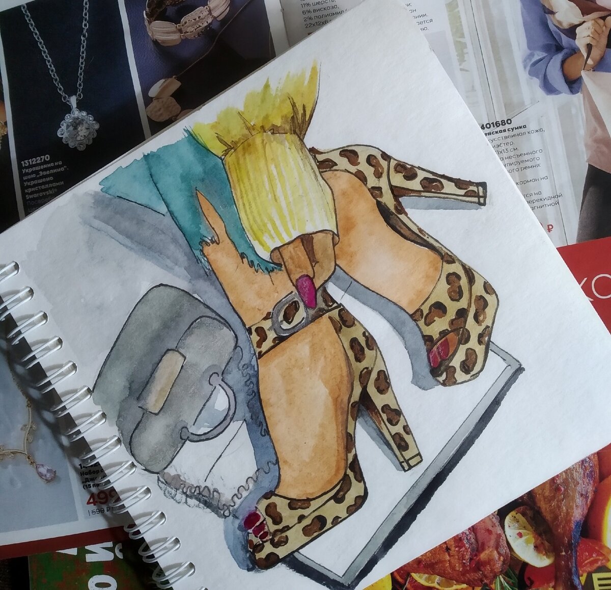 Босоножки на высокой платформе со "звериным" принтом - когда-то они были очень модными.