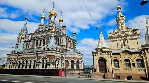Восстановленная Скорбященская церковь и место захоронения Матроны-босоножки на проспекте Обуховской Обороны в Санкт-Петербурге