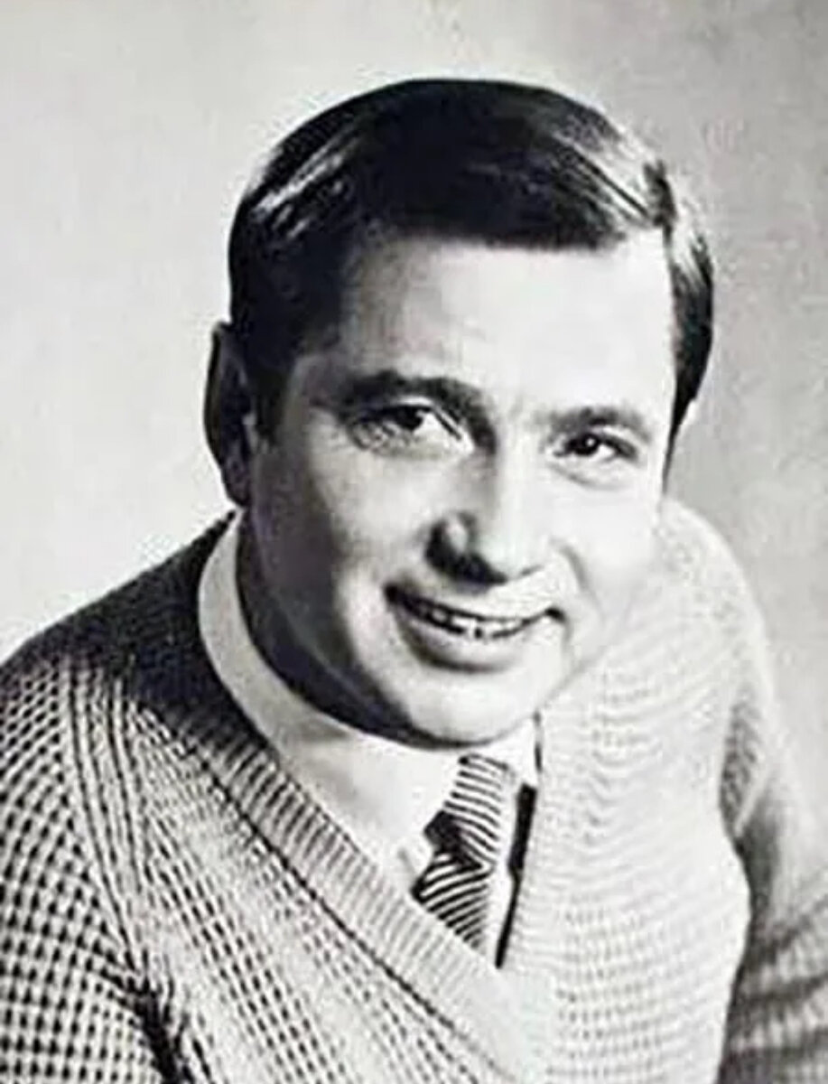Владимир гуляев биография личная жизнь