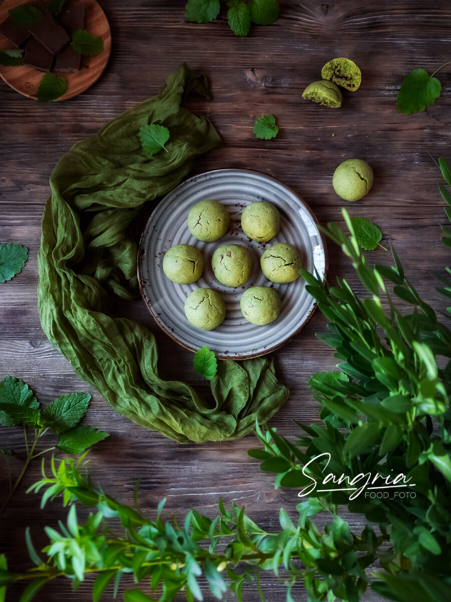 Мятное печенье с кусочками шоколада 