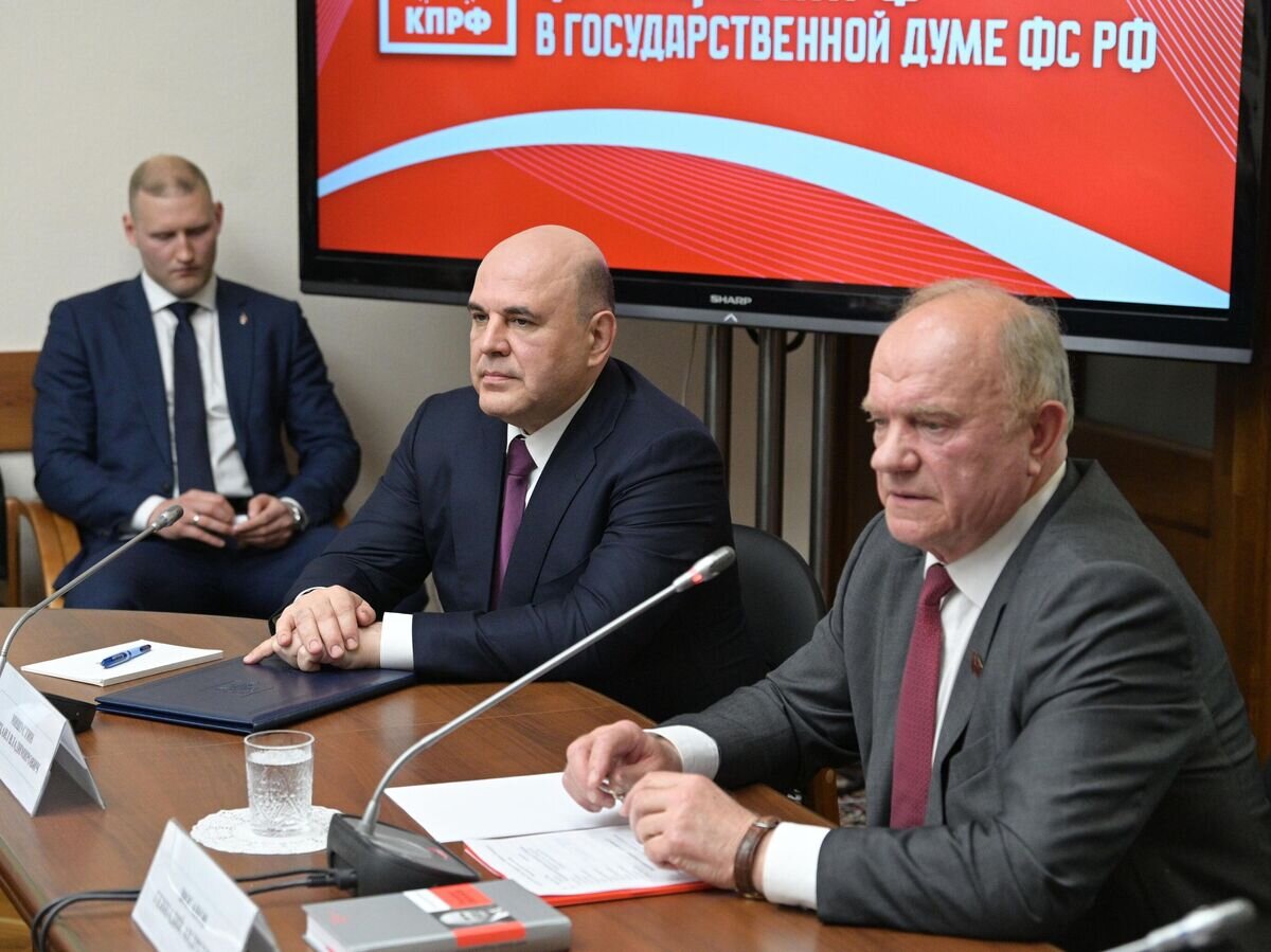    Кандидат на пост председателя правительства РФ Михаил Мишустин на встрече с представителями фракции КПРФ перед пленарным заседанием Государственной Думы РФ© РИА Новости / Александр Астафьев