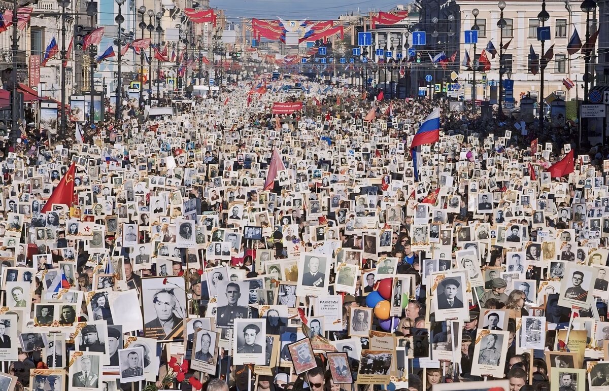 Когда люди собираются вместе с одной целью и при этом достигают единого состояния, тогда случается Обряд. Энергия переходит в намерение. Невозможное становится реальным…