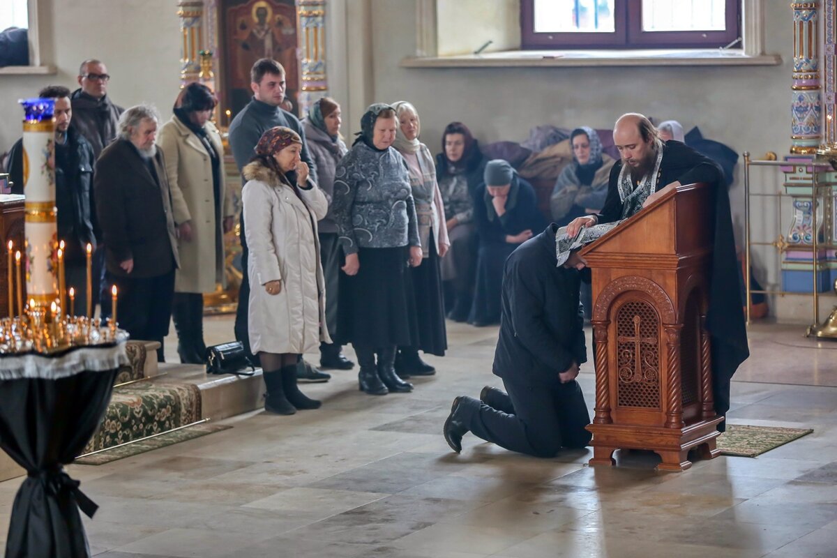 Служба после воскресной