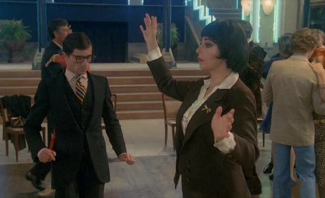 Танцуют все!