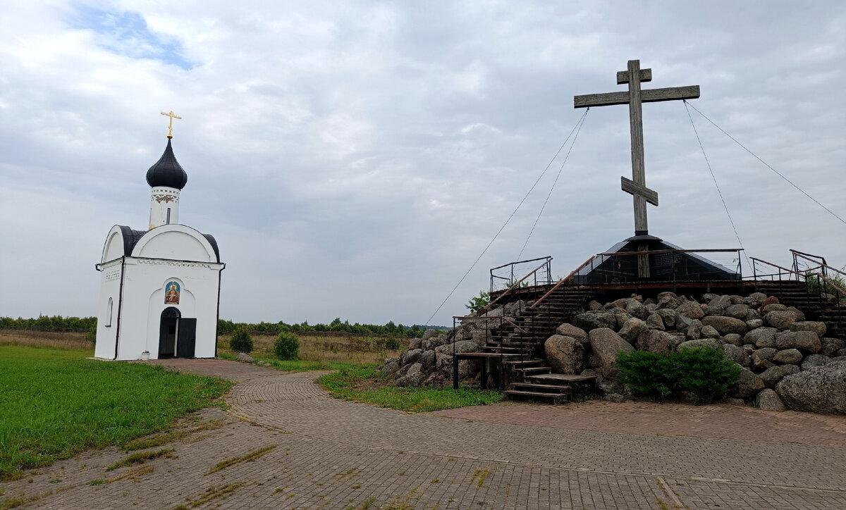 Псков и область. Август 2022 года. День 4: Печоры, Изборск и немного Псков  | Дневник (не)путешественника | Дзен