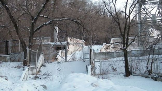 Стадион им. Ленина в Хабаровске. Вторая лестница с восточной трибуны, которой тоже перестали пользоваться, сохранилась в первозданном виде. Фото wikipedia.org