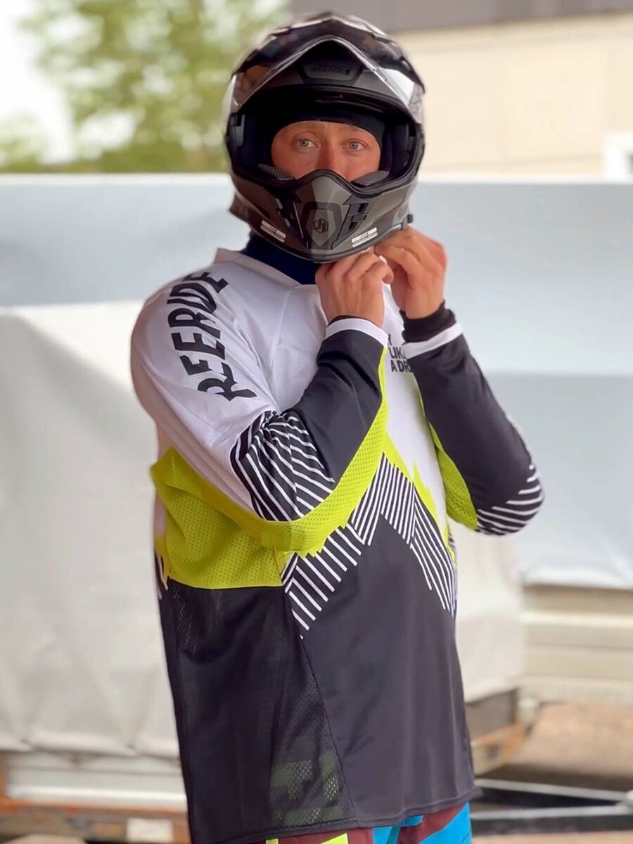 Подходит как мужчинам, так и женщинам