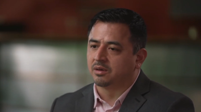 Сантьяго Паредес утверждает, что Spirit AeroSystems поставила Boeing дефектные детали. Фото:  BBC News