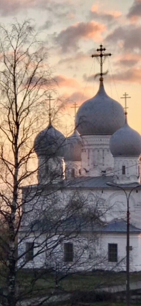 Стылый май.