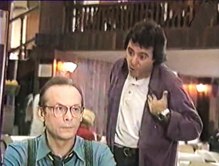 Скрин из сериала, качество видео не очень😔