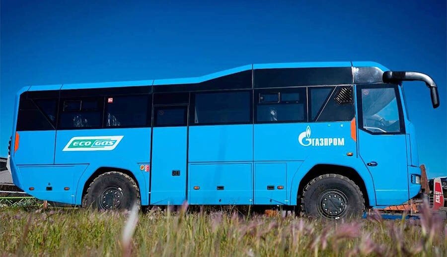На Камском автозаводе стартовал выпуск нового полноприводного автобуса КАМАЗ-6250, который предназначен для эксплуатации в суровых условиях.-2