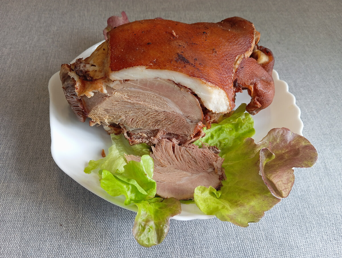 Томленая рулька